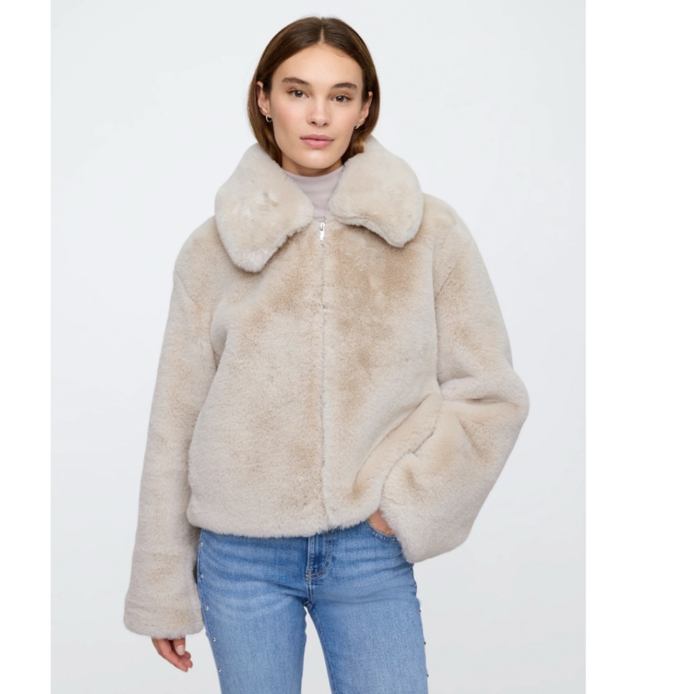 Women's GAP Cream Faux Fur Jacket